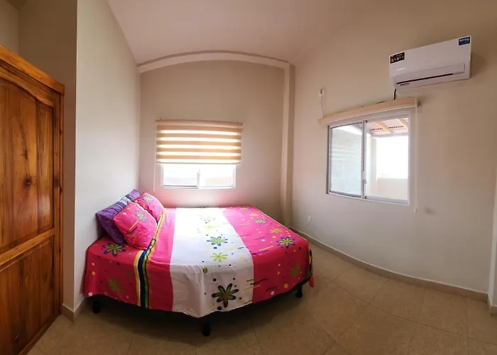 Casa Vacacional En San Jacinto Manabi